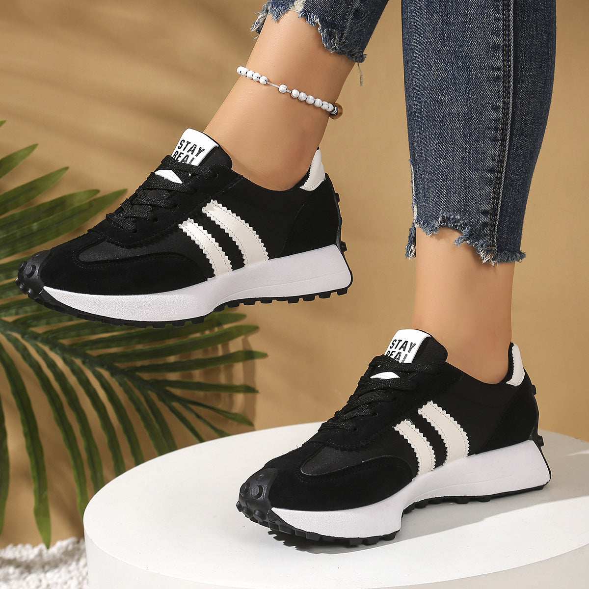 K Stripe Lace-up Sneakers Women's