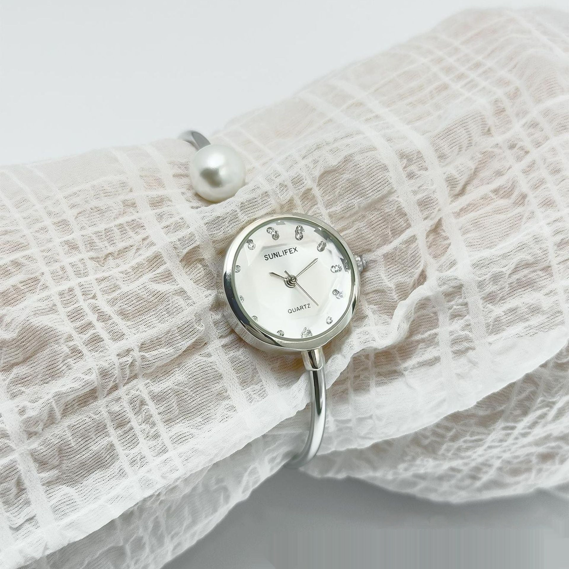 K Women's High-grade Simple Pearl Bangle Watch High-grade Watch