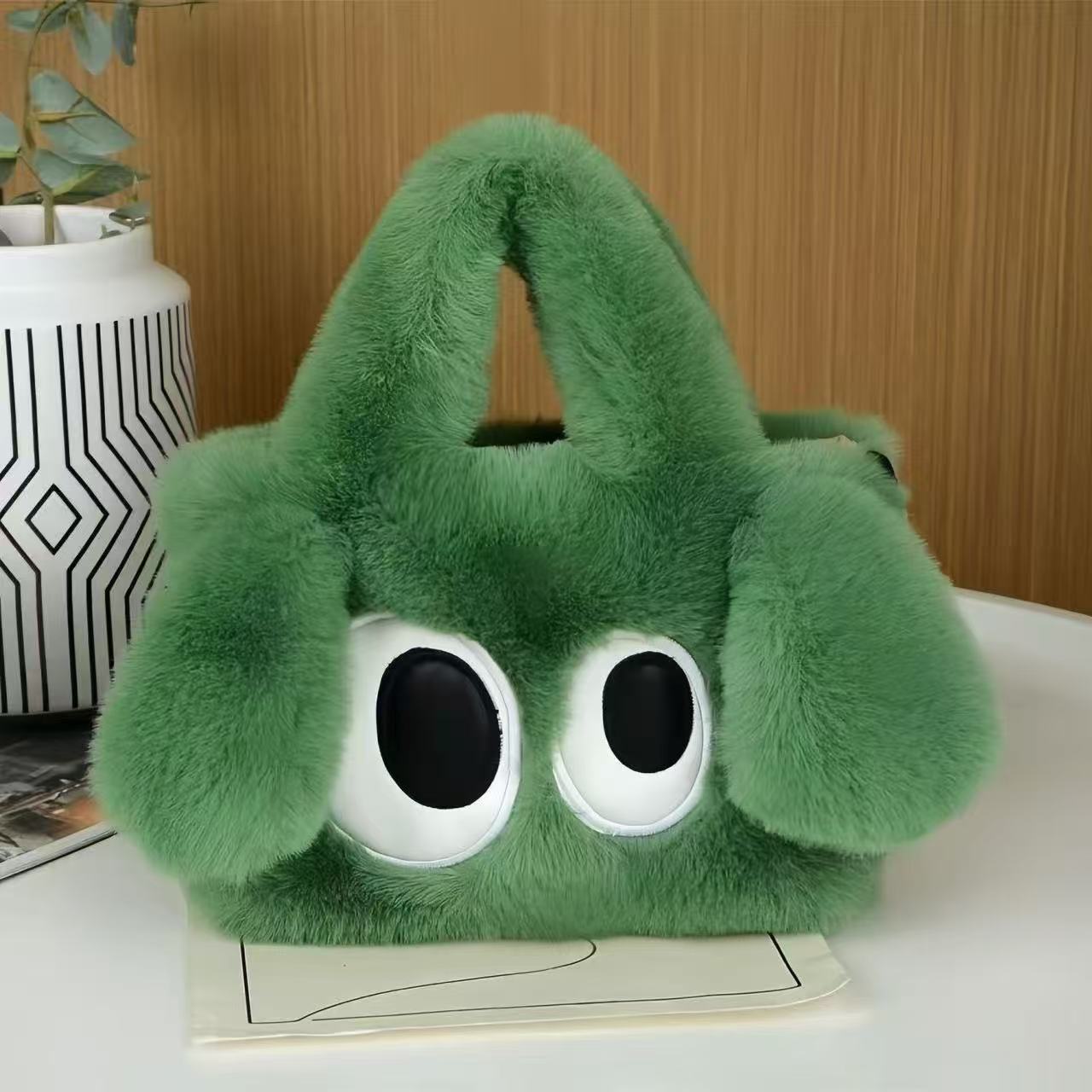 K Cute Cartoon Girl All-Match Crossbody Bag