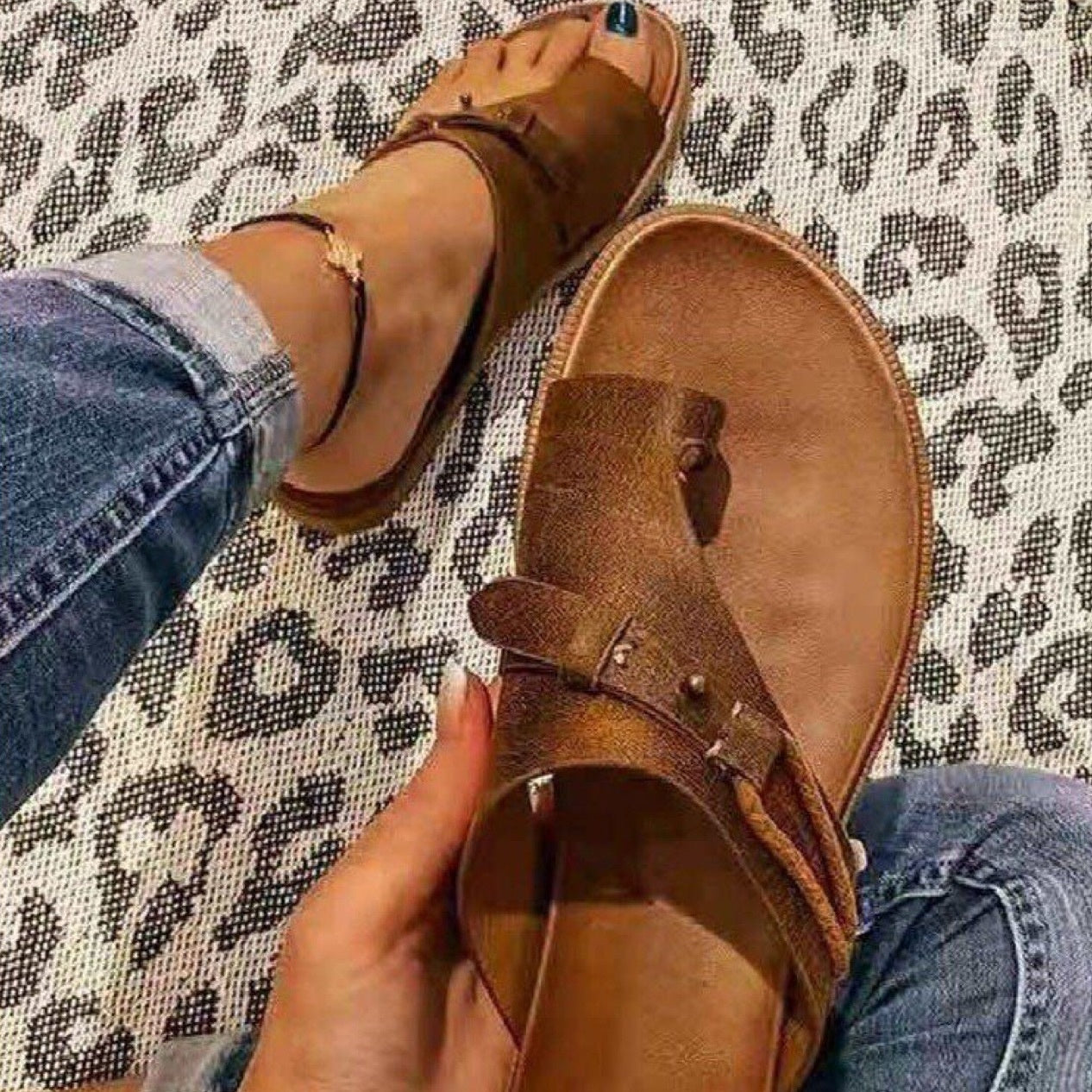 K Closed-Toe Slippers Comfortable All-Match