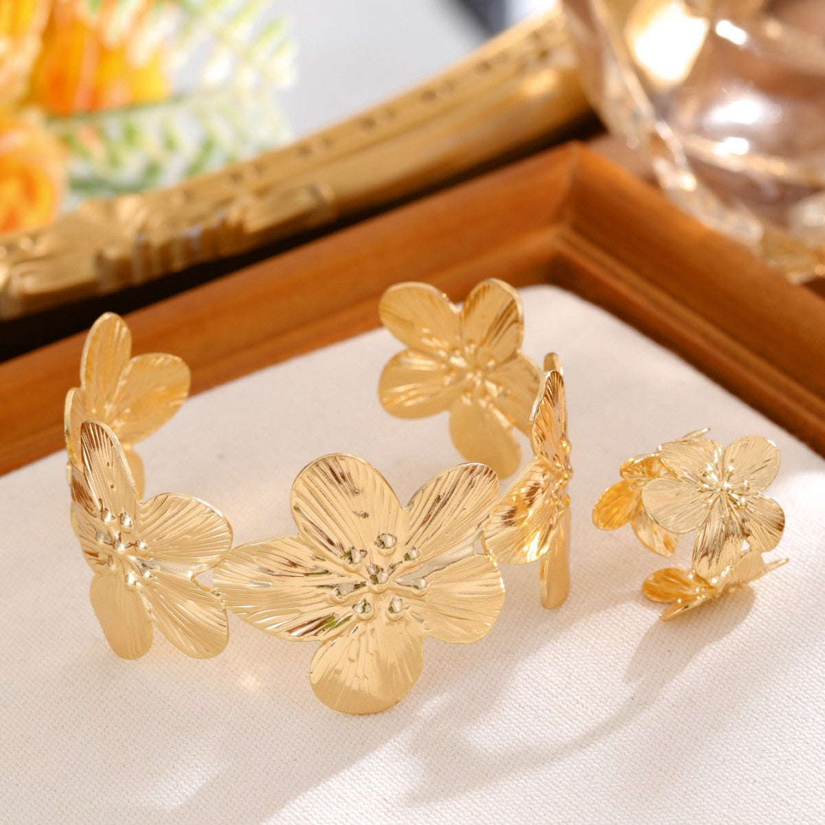 K Golden Flower Bracelet And Ring Set