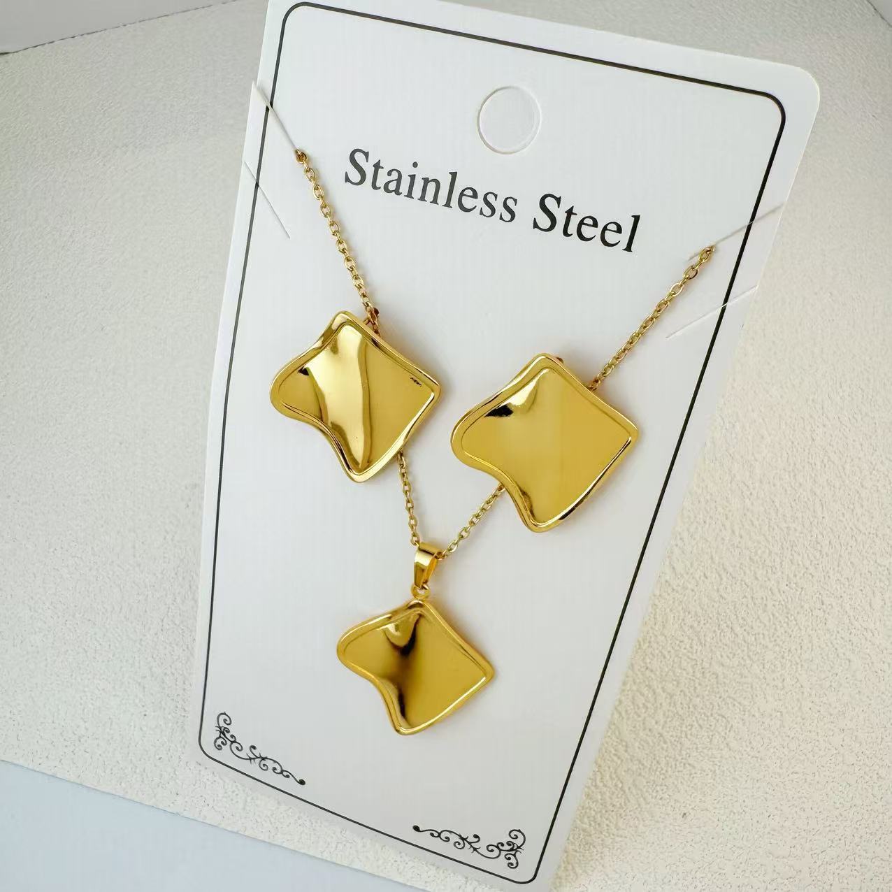 K New Stainless Steel Plated 18k Gold Necklace Earring Set