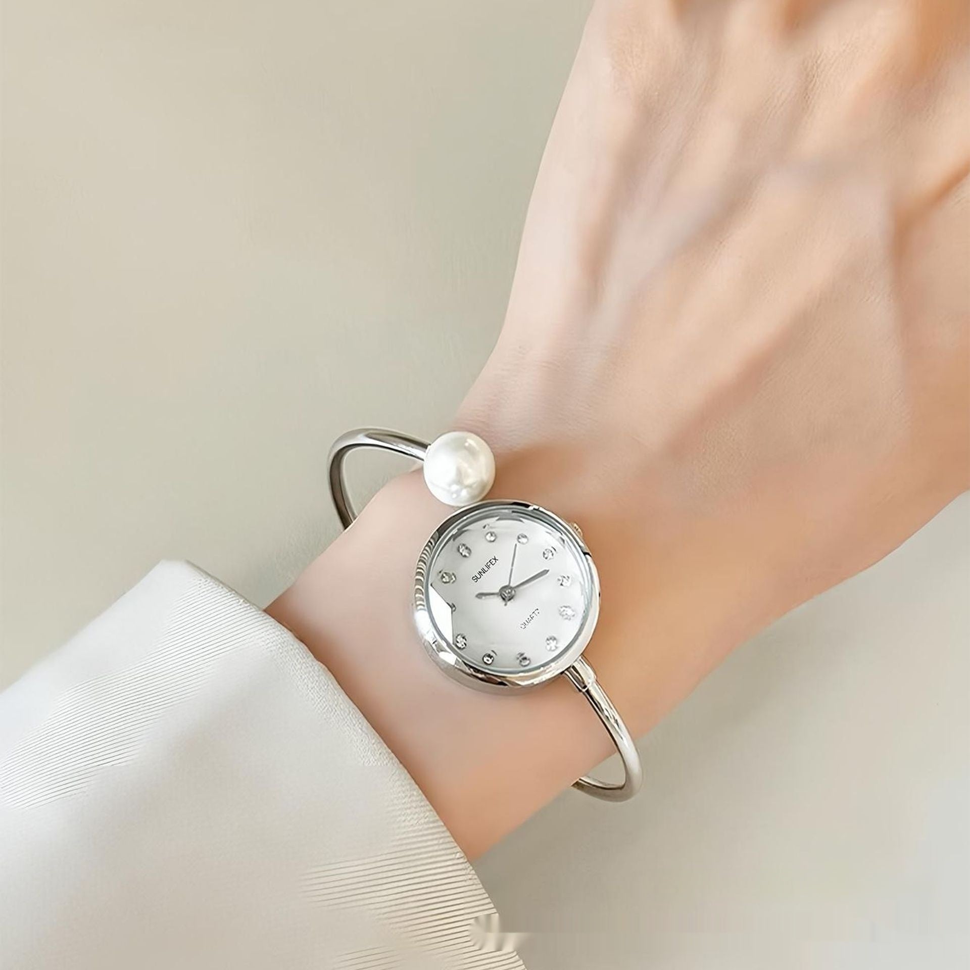 K Women's High-grade Simple Pearl Bangle Watch High-grade Watch