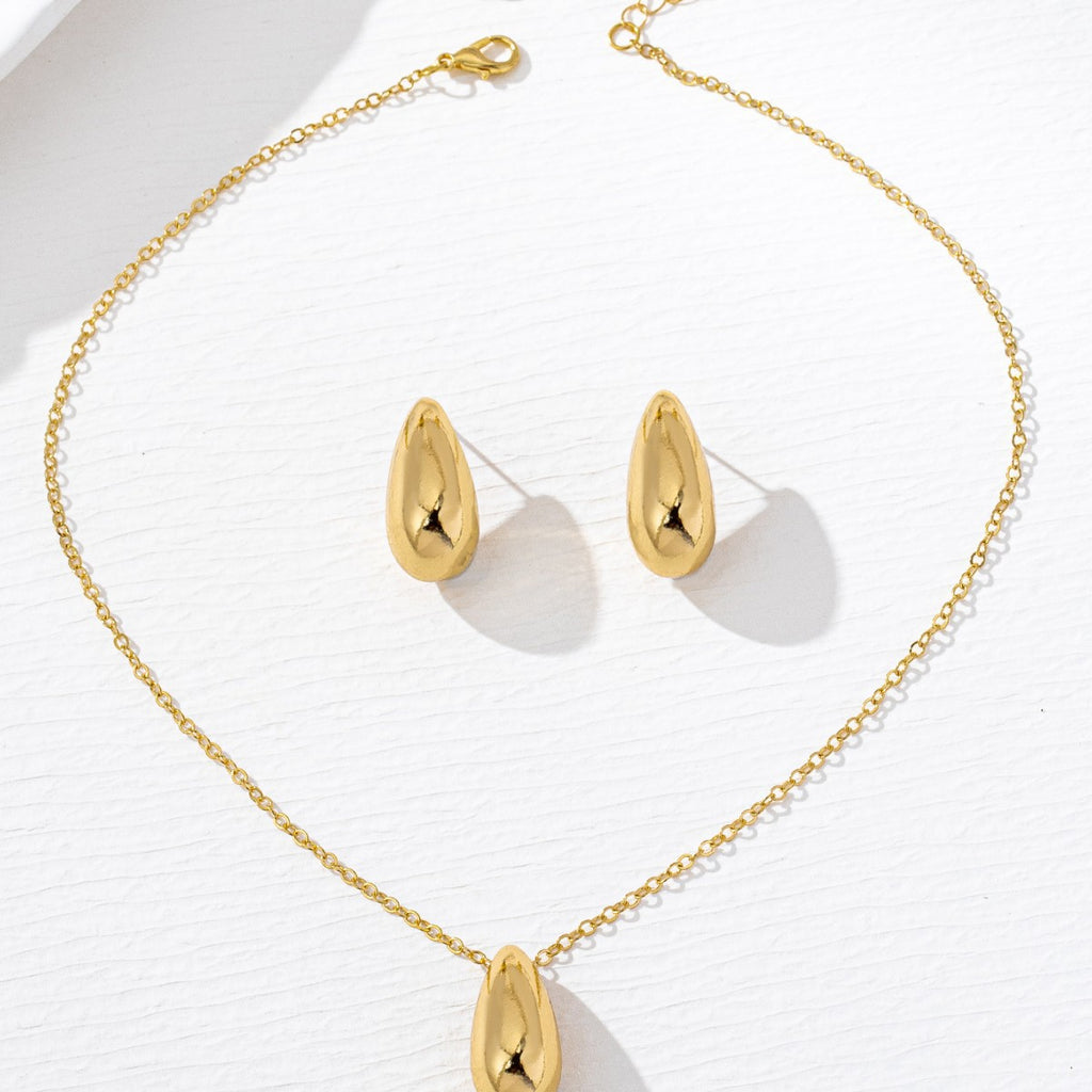 K Golden Teardrop-shaped Necklace And Earring Set