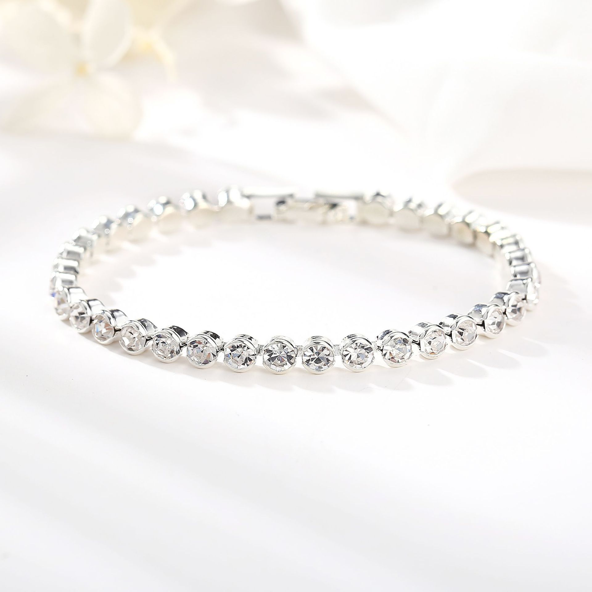 K Full Diamond Single Row Bracelet Roman Crystal