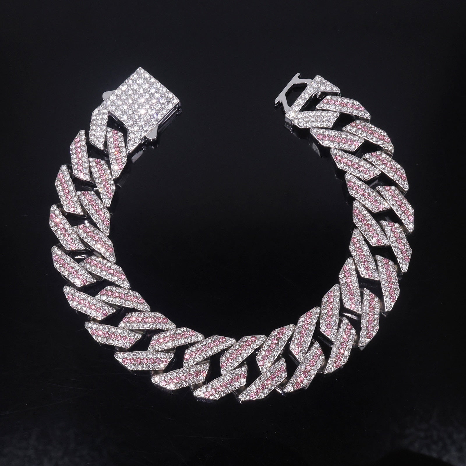 K Diamond-studded Spring-clasp Cuban-link Necklace