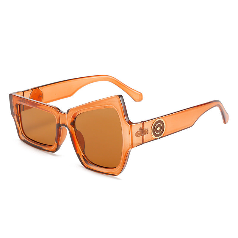 K Irregular Candy-colored Sunglasses On The Catwalk