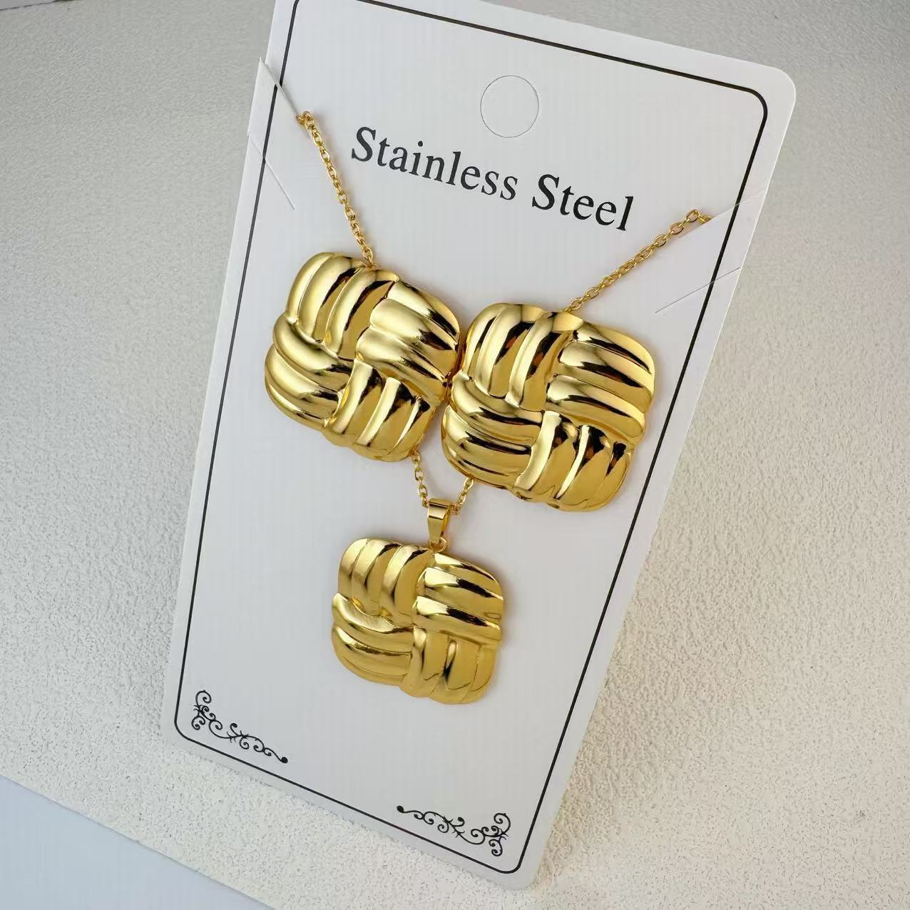 K New Stainless Steel Plated 18k Gold Necklace Earring Set