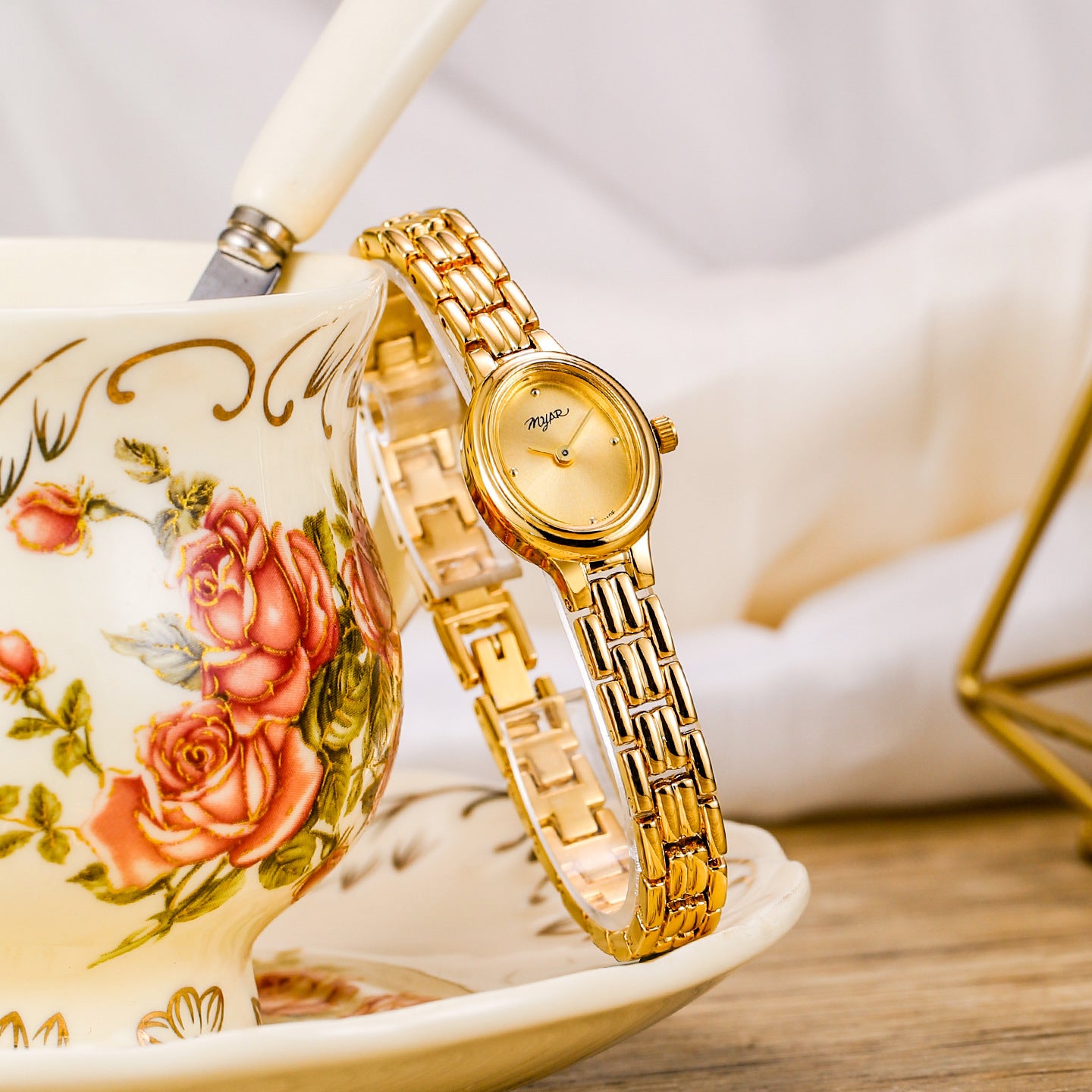 K Exquisite Oval Mini Women's Vintage Waterproof Quartz Watch