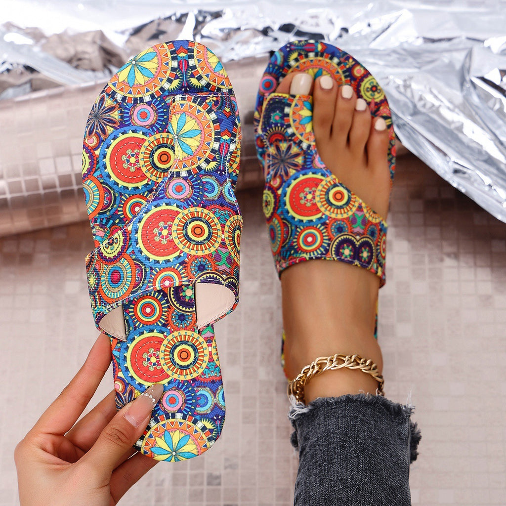 K Floral Flip-flops With A Flat Sole