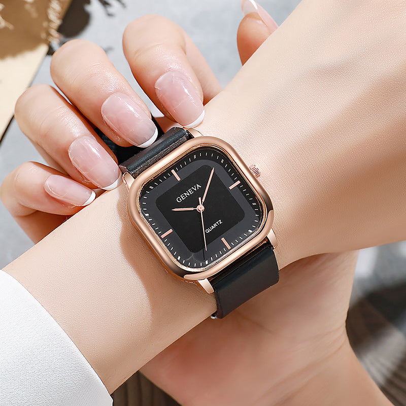 K Women's Silicone Strap Fashionable Rose Gold Watch