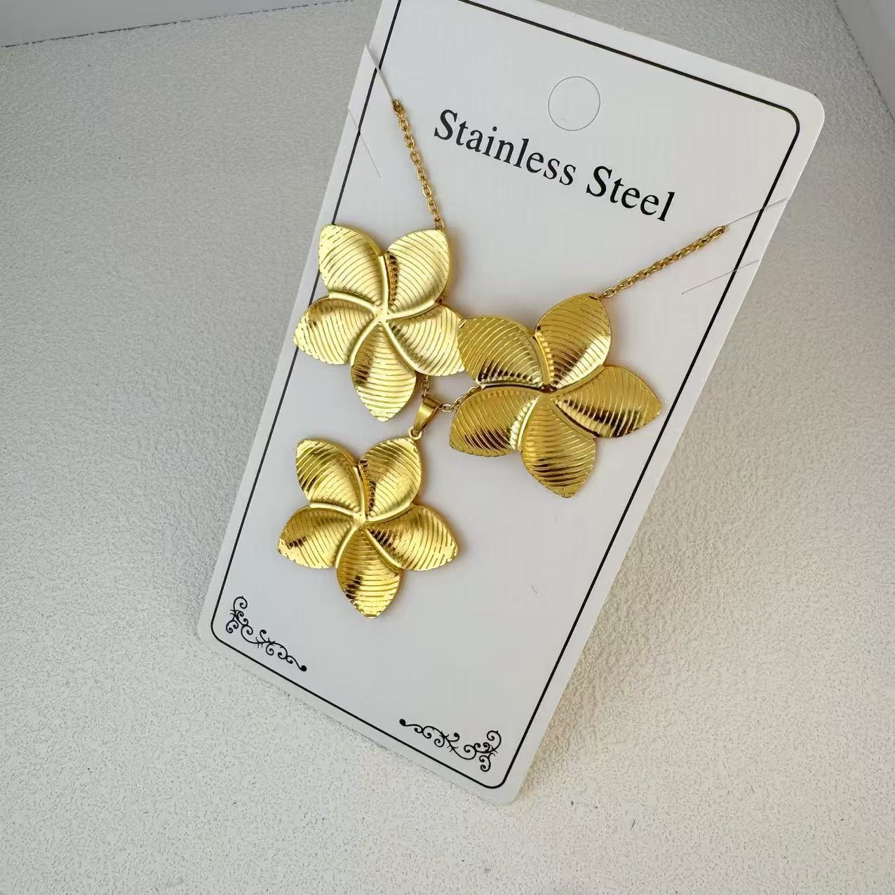 K New Stainless Steel Plated 18k Gold Necklace Earring Set