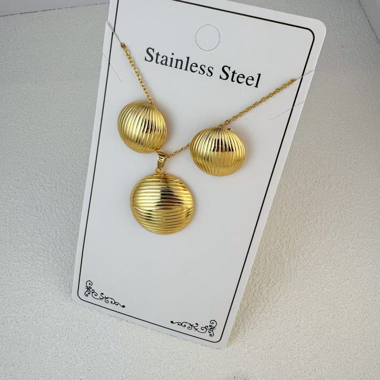 K New Stainless Steel Plated 18k Gold Necklace Earring Set