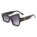 K Irregular Candy-colored Sunglasses On The Catwalk