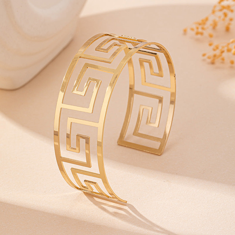 K Geometric Loop Collar Earrings Ring Bracelet
