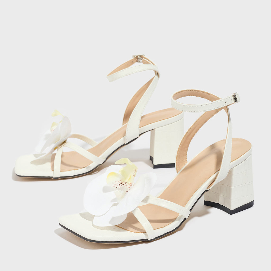 K Solid Color Chunky Heel Sandals