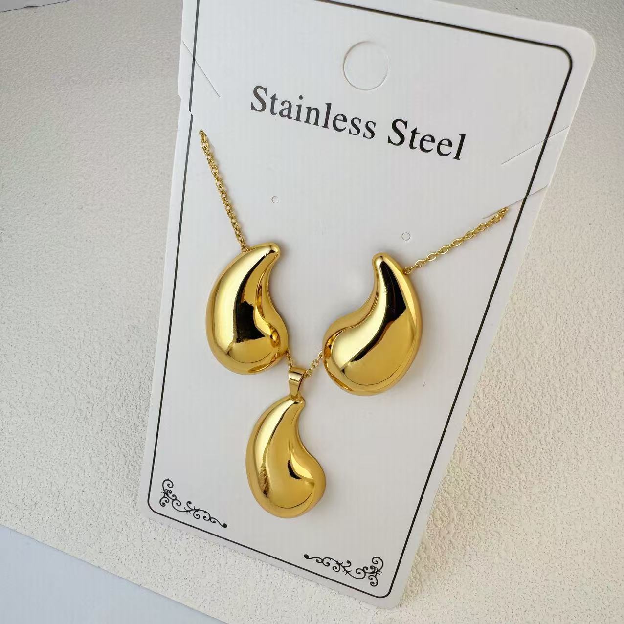 K New Stainless Steel Plated 18k Gold Necklace Earring Set