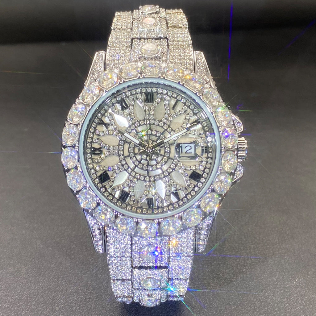 K Fully Diamond-encrusted, Ultra-glitzy Hip-hop Watch