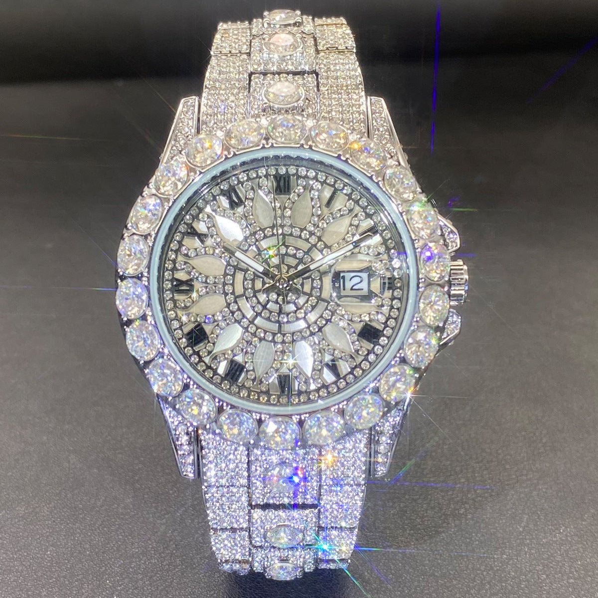 K Fully Diamond-encrusted, Ultra-glitzy Hip-hop Watch