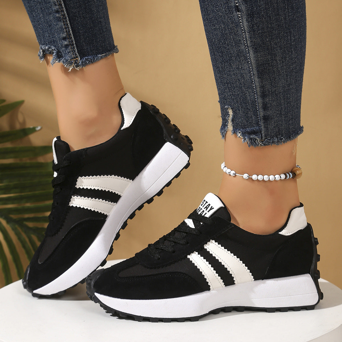 K Stripe Lace-up Sneakers Women's