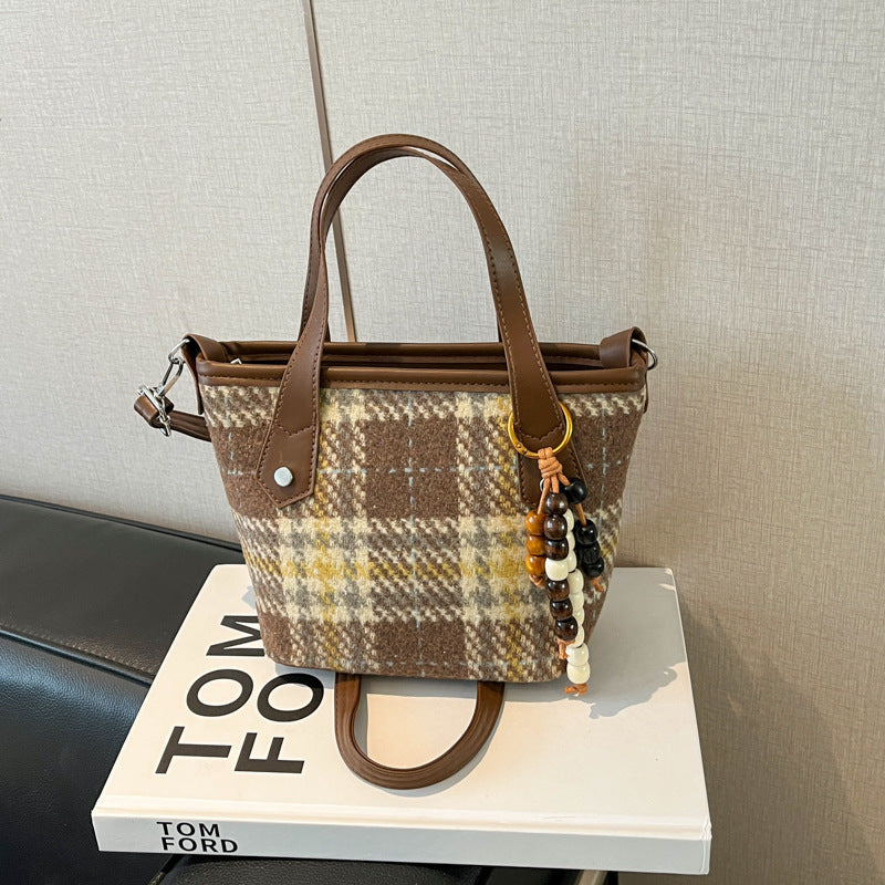 K Large-capacity Fashionable Plaid Tote Bag