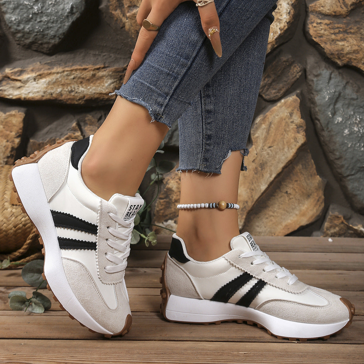 K Stripe Lace-up Sneakers Women's